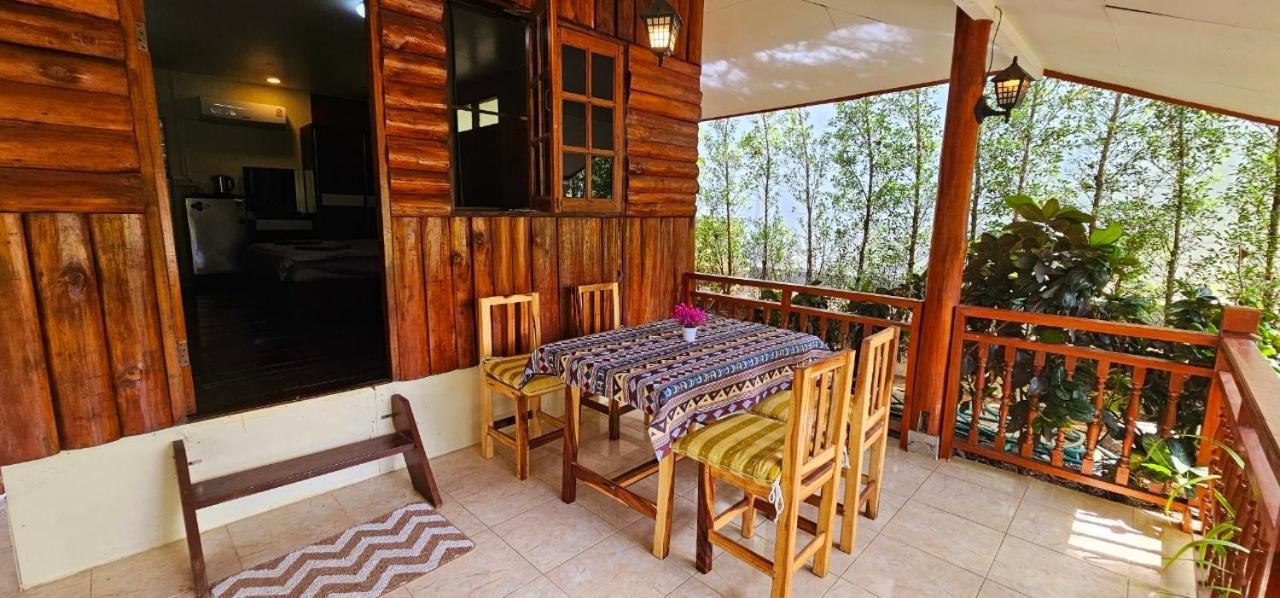 Homdoiintr Farmstay ฮ่อมดอยอินทร์ ฟาร์มสเตย์ Ban Huai Kaeo Exteriér fotografie